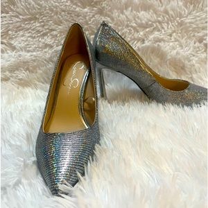 🪩🪩🌈Silver Holiday Sparkly Rainbow JESSICA SIMPSON High Heels 🪩🪩🌈